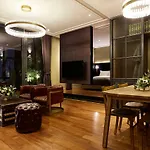 9 Brick Hotel
