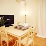 Jj\'S Studio In Hongdae