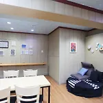 Mori Guesthouse - Hostel