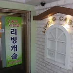 Living Castle Single Room