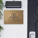 Butler:Lee Hongdae-Female Only