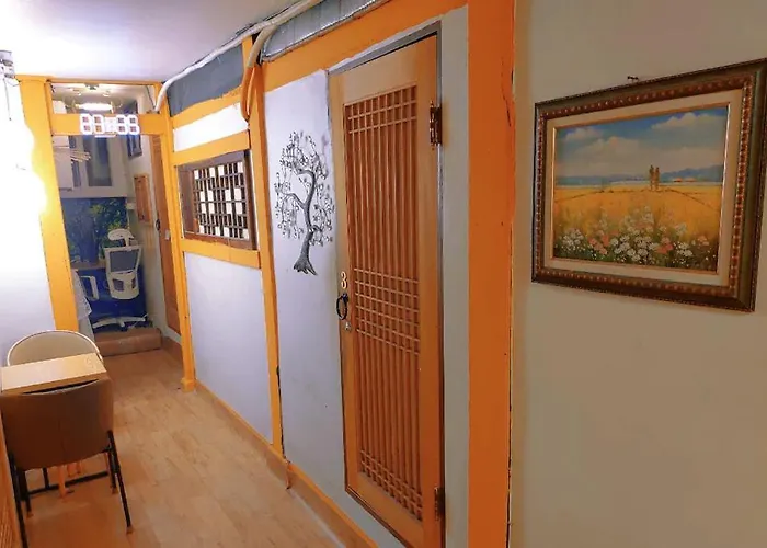 Seoul Guesthouse Foreigners Only