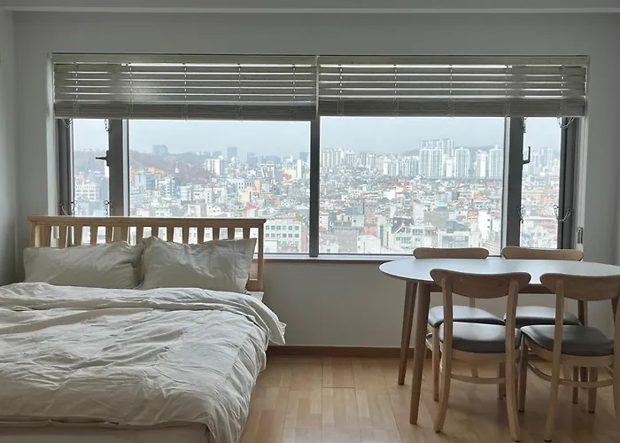 1 Minute House From Hongdae