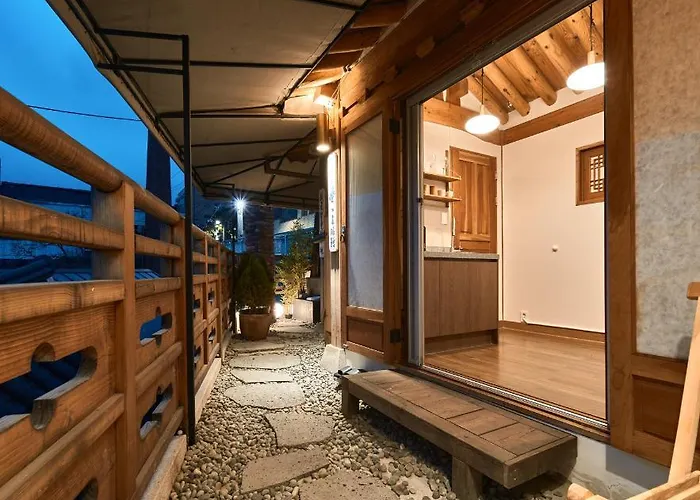 Cottage Nest