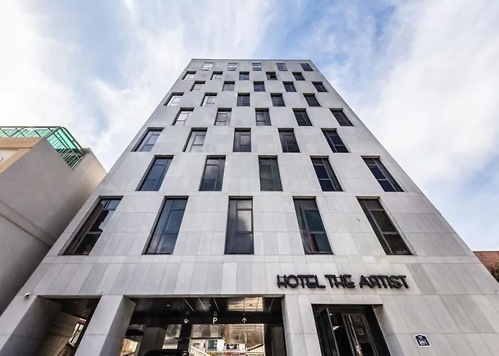 Hotel The Artist Yeonsinnae