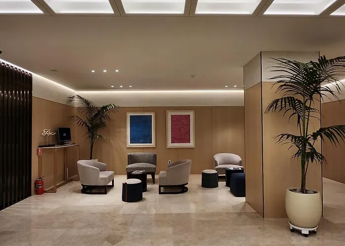 Sunshine Hotel