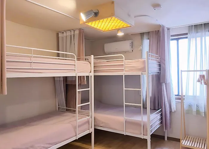 Batwo Stay - For Foreigners Only