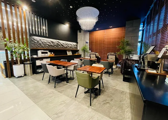 Jongno Lumia Tourist Hotel