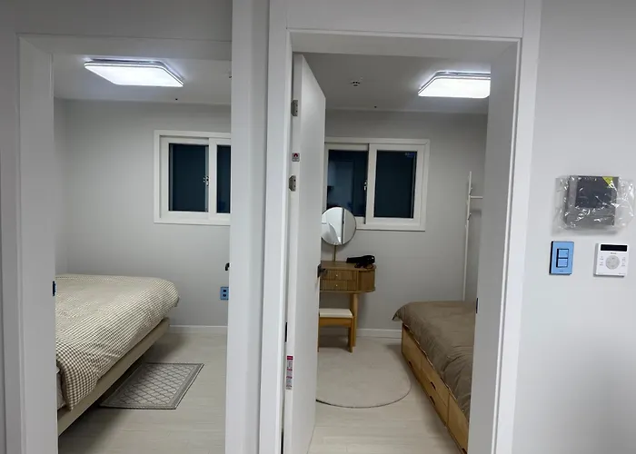Yeongdeungpo Stay For 3Pax