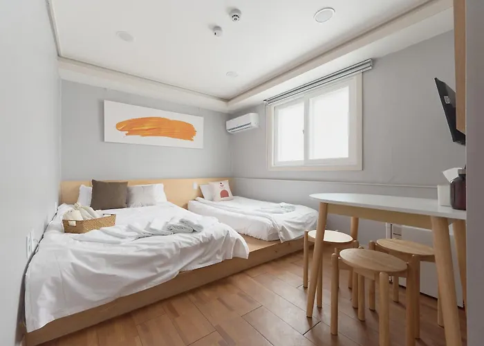 Dawoo House 2 In Hongdae