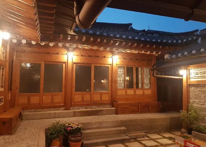 Sophia Hanok Guesthouse