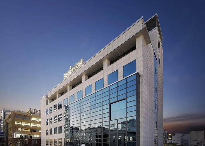 Staz Hotel Myeongdong 1