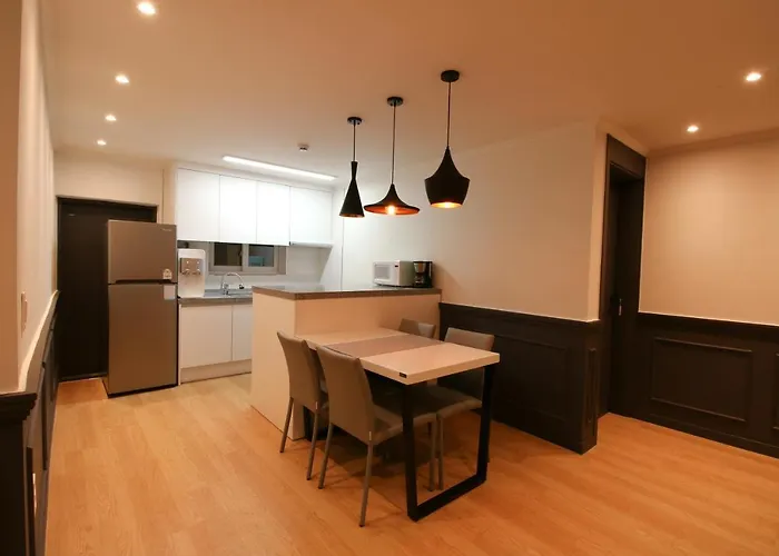 Heima Guesthouse Hongdae