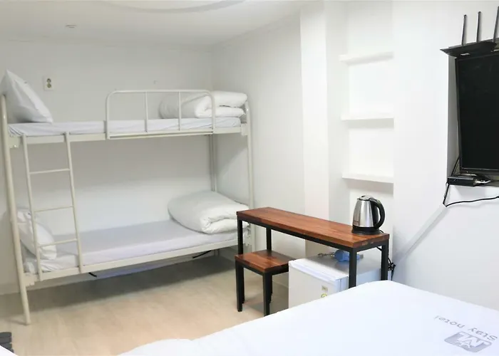 Must Stay Hotel