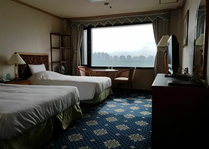Hankang Hotel