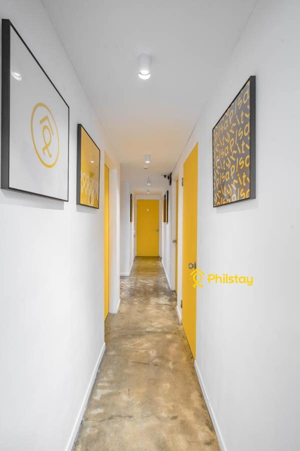 U Hongdae - Female Only *