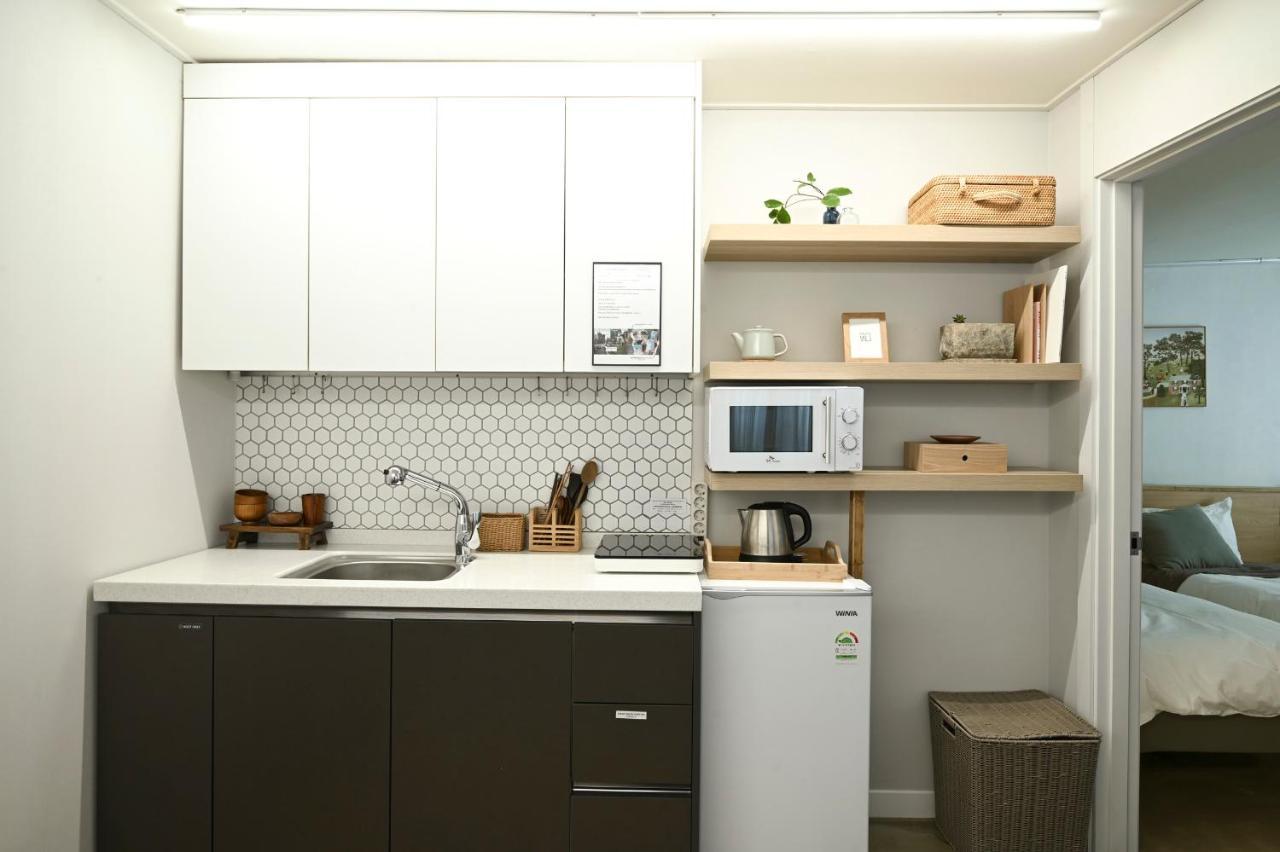 Lee Jae Apartment *