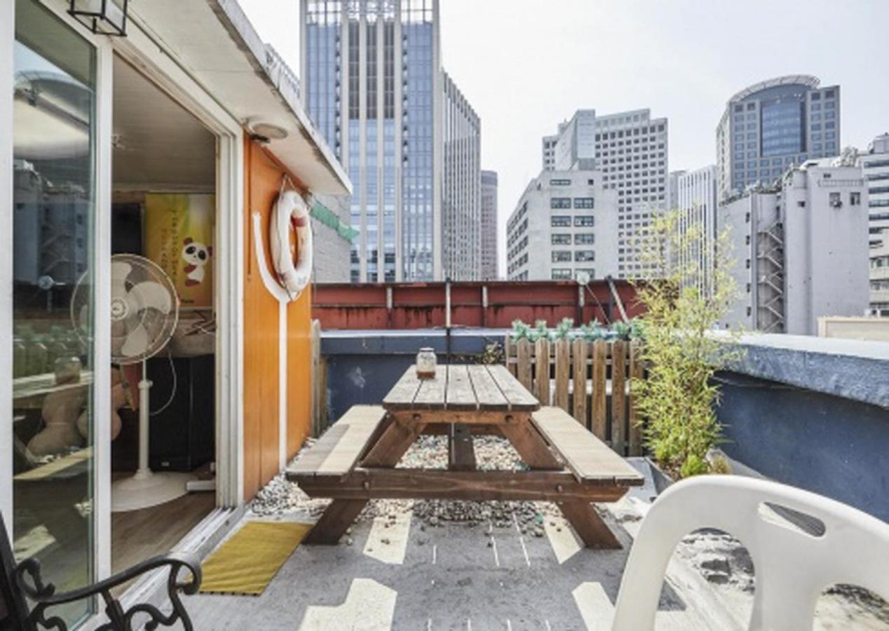 Casa de hóspedes Red Panda Myeongdong