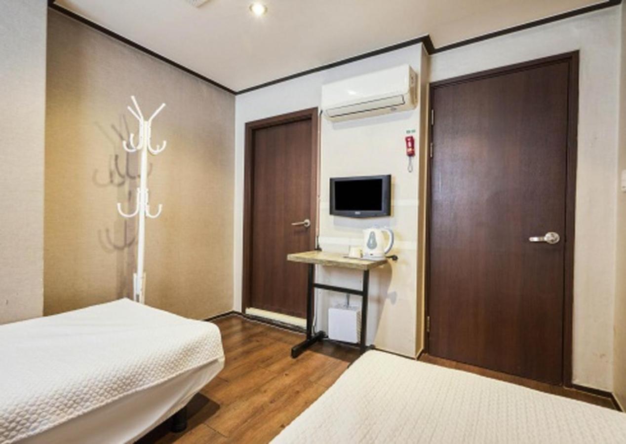 Casa de hóspedes Red Panda Myeongdong Seul