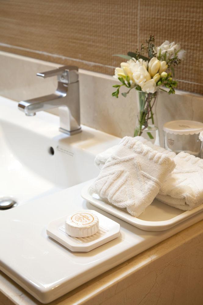 Sunshine Hotel 3*