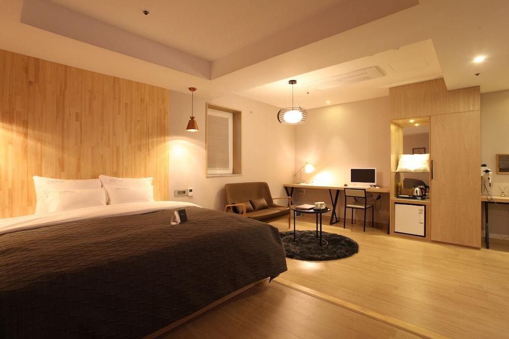 Hotel Mind