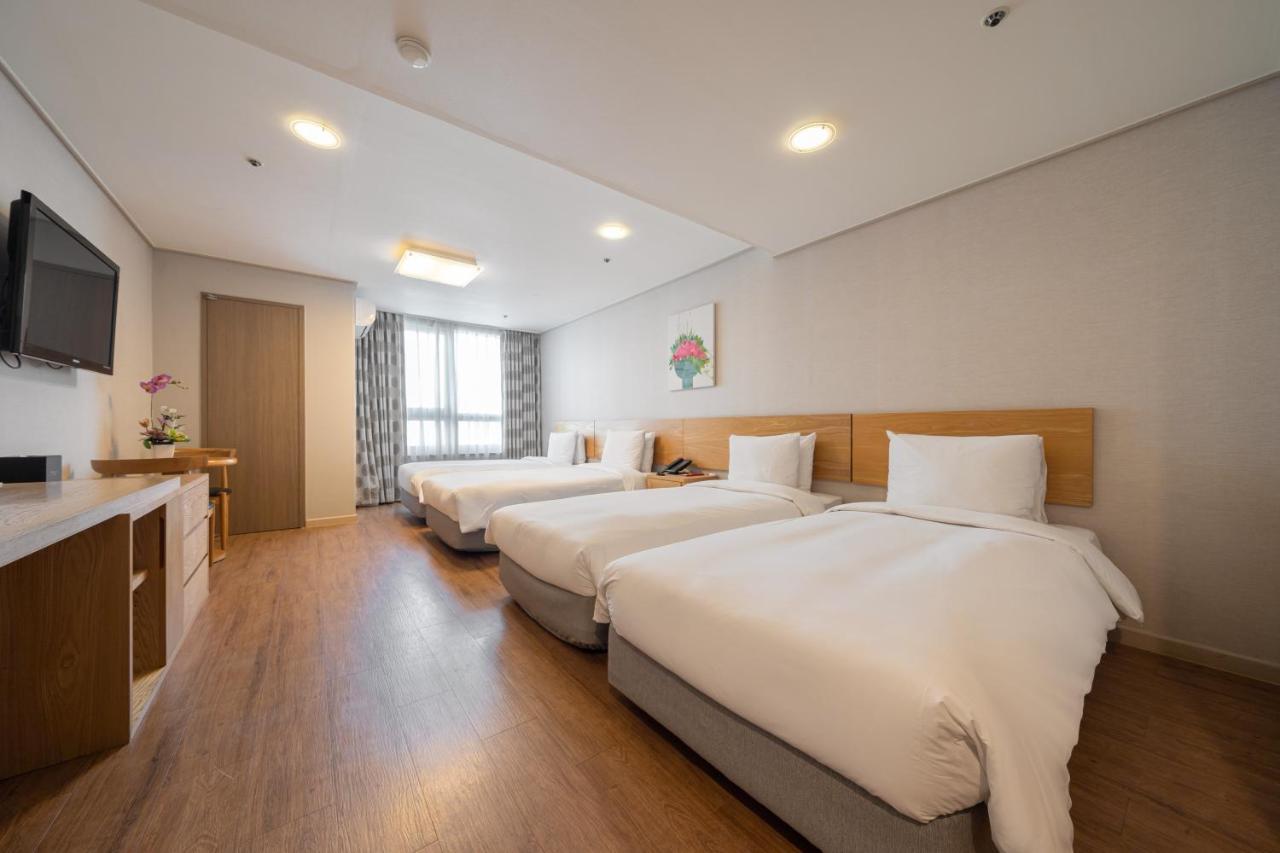 Ramada By Wyndham Dongdaemun Hotel 3*