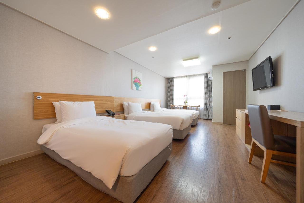 Ramada By Wyndham Dongdaemun 3*