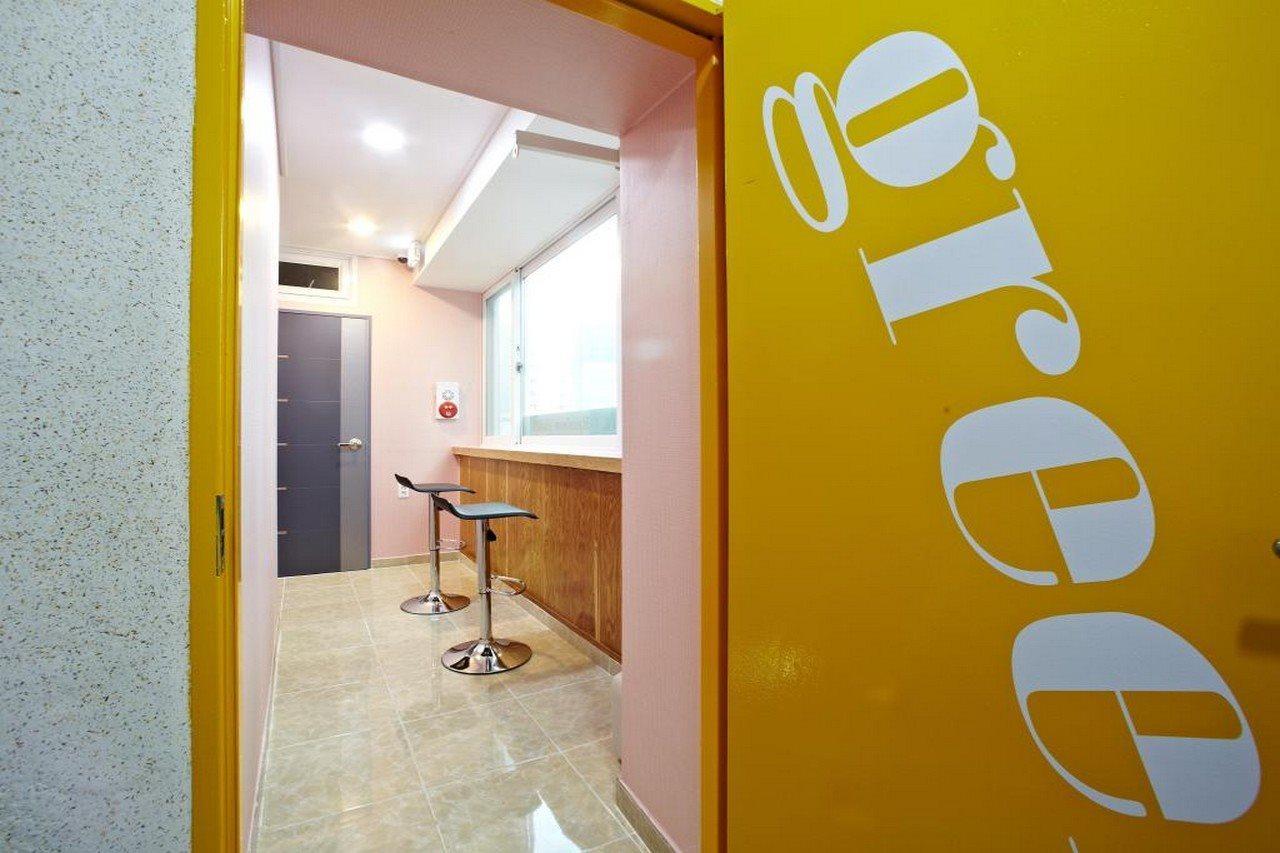 Rainbow Myeongdong Hotel 2*