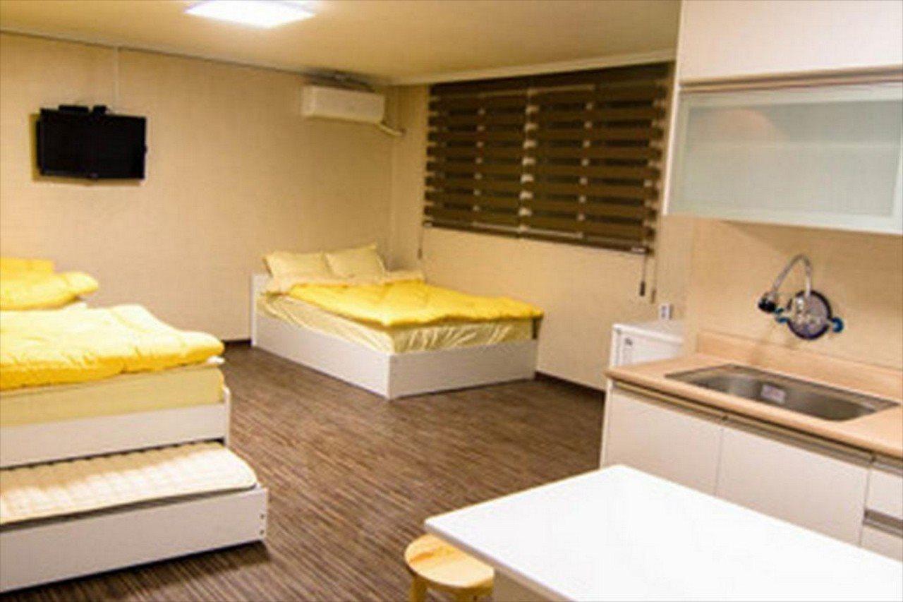 Hostel Yakorea Hongdae