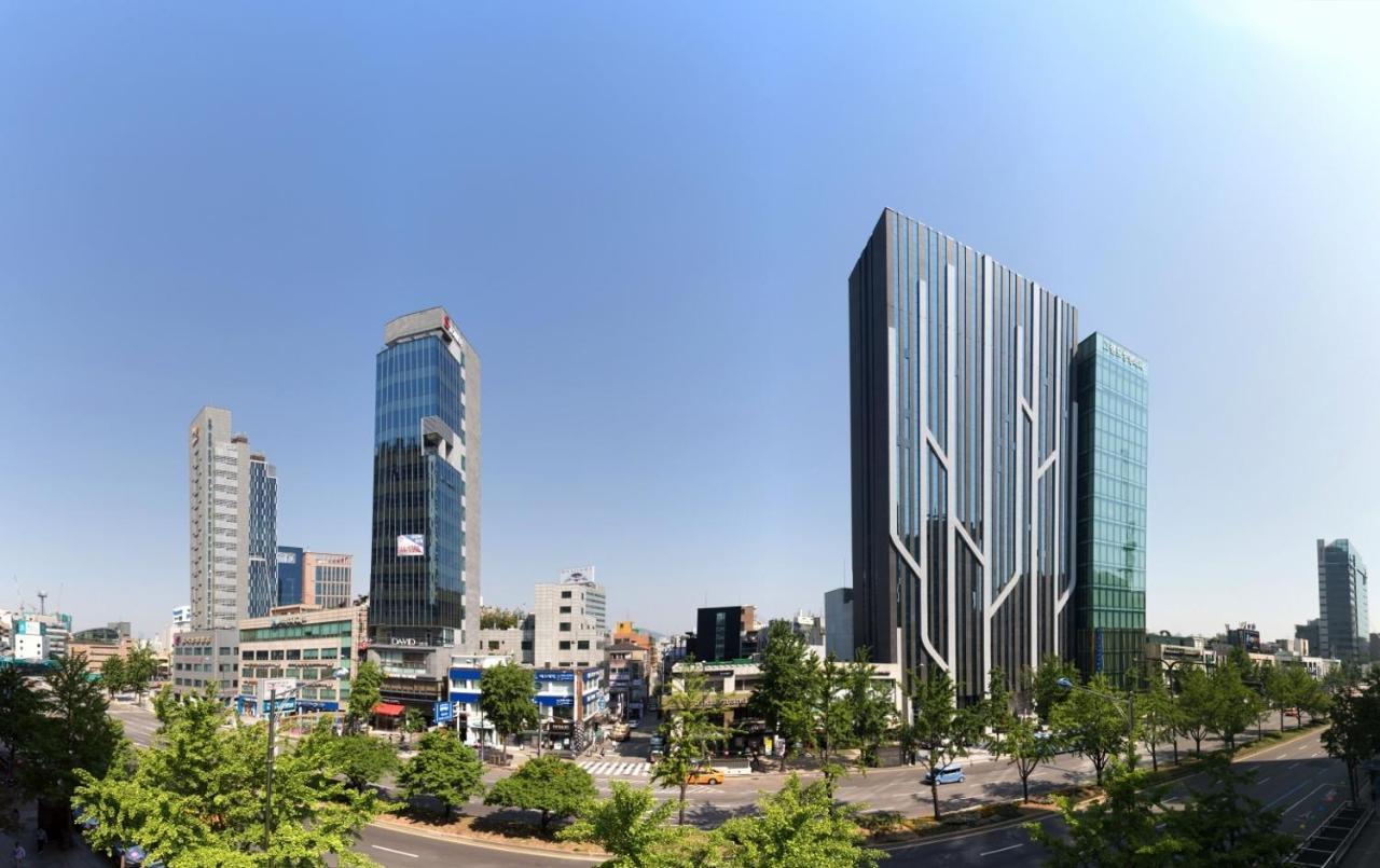 The Recenz Premium Gangnam Garosu-gil Hotel 3*