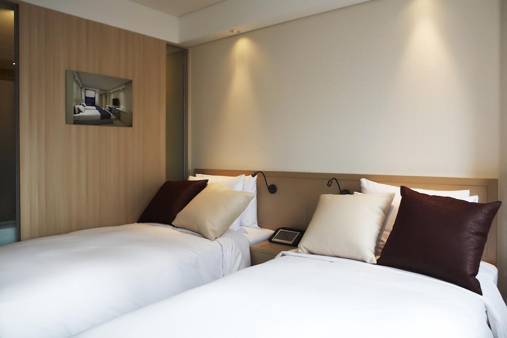 Mayplace 4*
