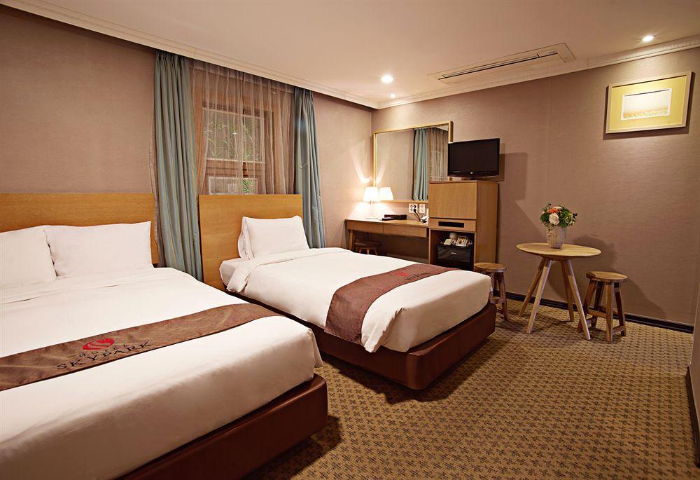 Hotel Skypark Myeongdong 1 3*