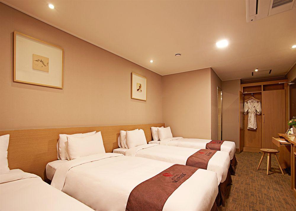 Hotel Skypark Myeongdong 3 3*