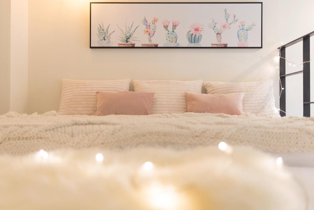 Apartment Cozy Duplex In Hongdae *