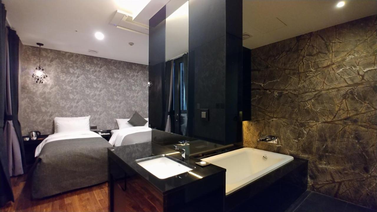 Hotel Sr Sadang