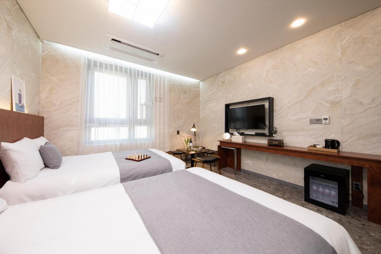 Hotel Dm 3*