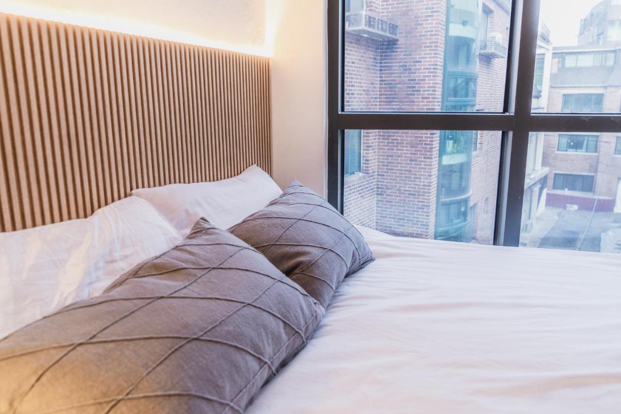 Guest house Myeongdong Artmonstay Seoul