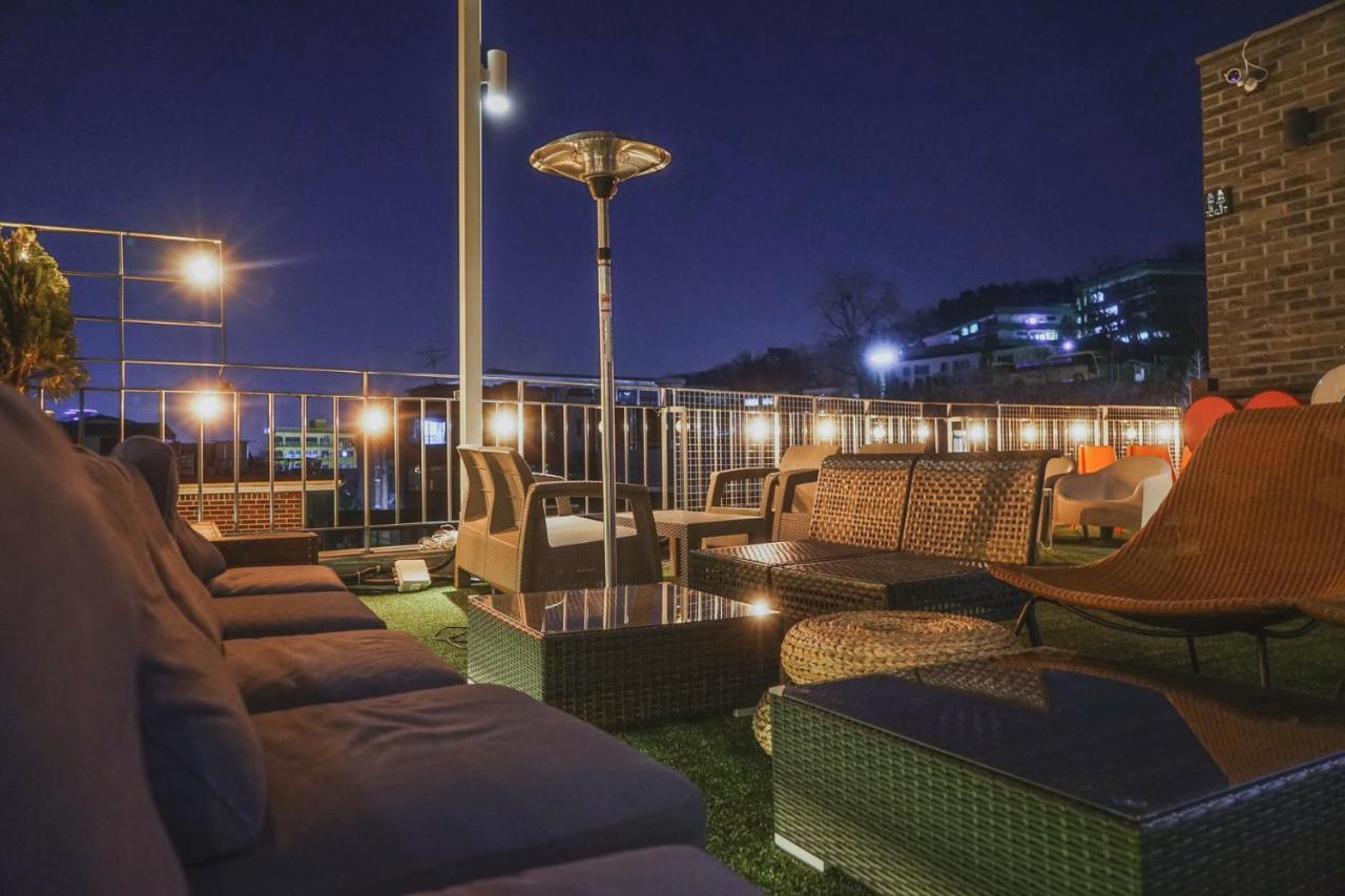 Myeongdong Artmonstay Guest house 2*