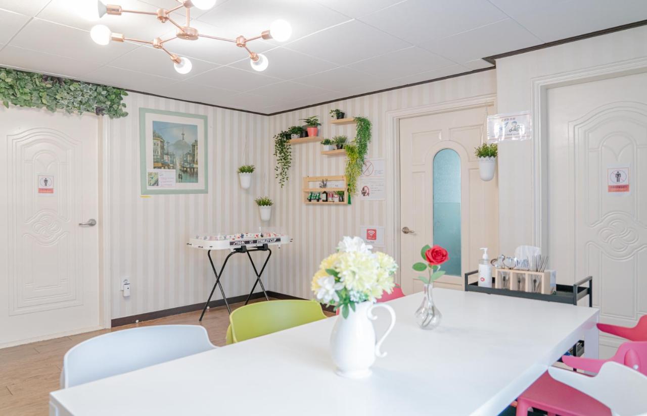 For Family Group, 4min To Station Apartment
