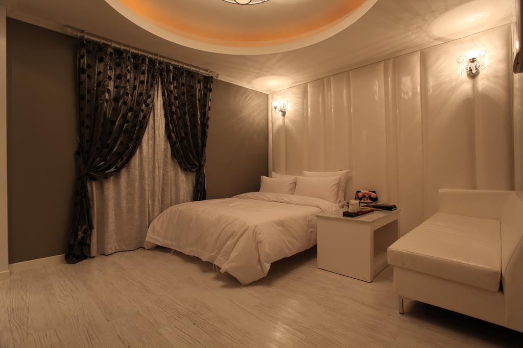 Motel Gangnam Chocolate Seoul
