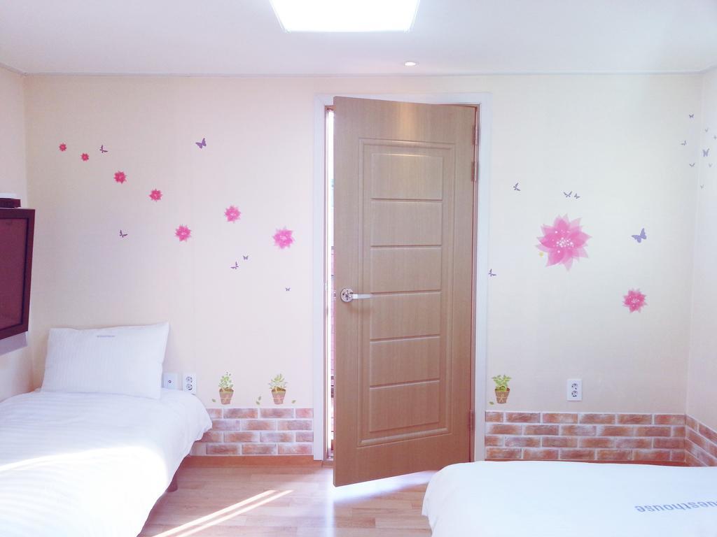 Guest house Iu Myeongdong Seoul