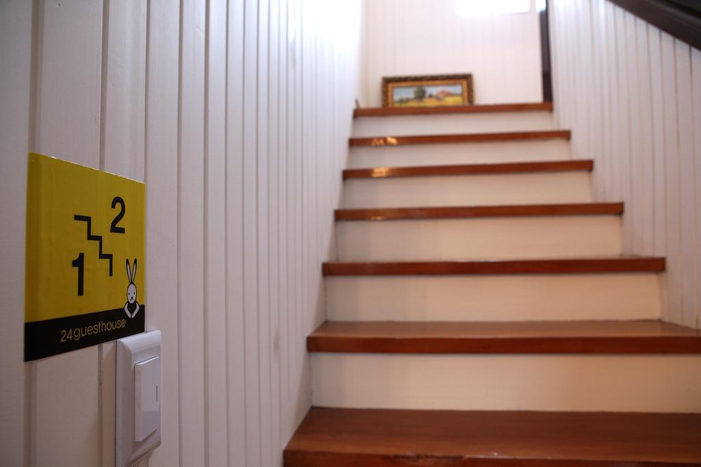 Guest house 24 Gangnam Center 2*