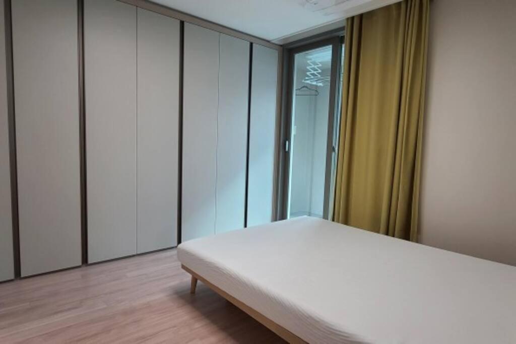 Luxury 4 Bed House Seoul