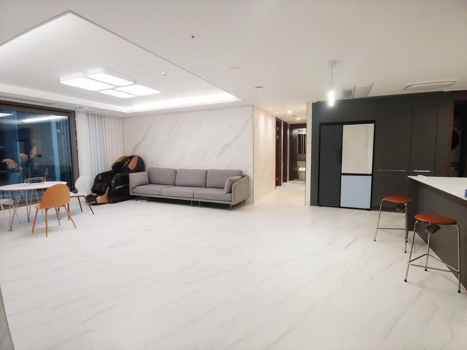 Luxury 4 Bed House