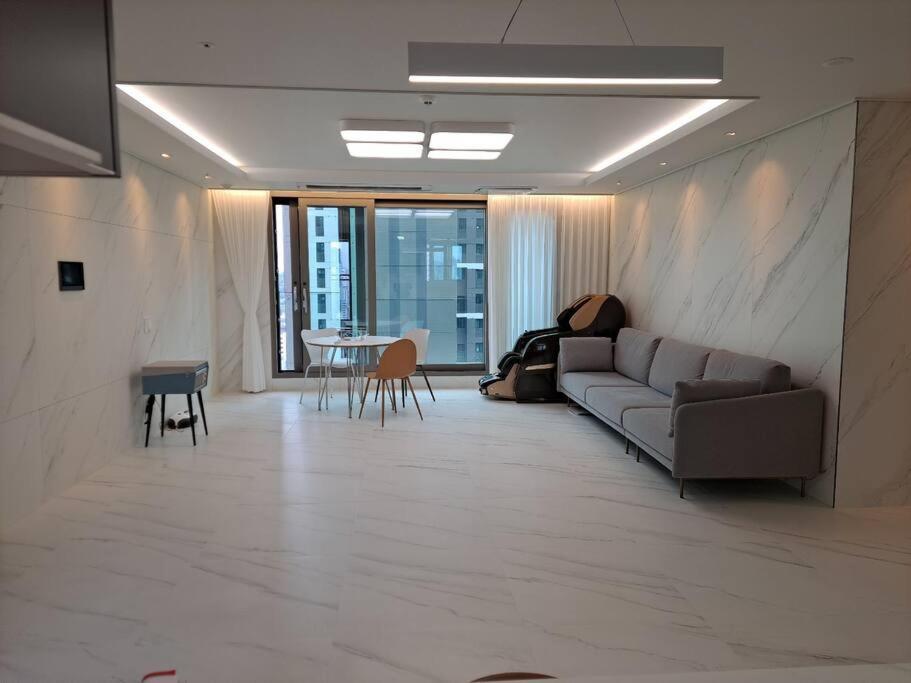 Luxury 4 Bed House