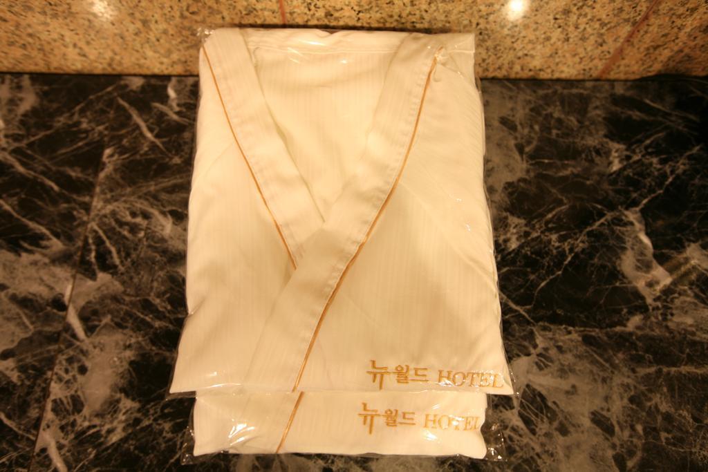 New World Hotel