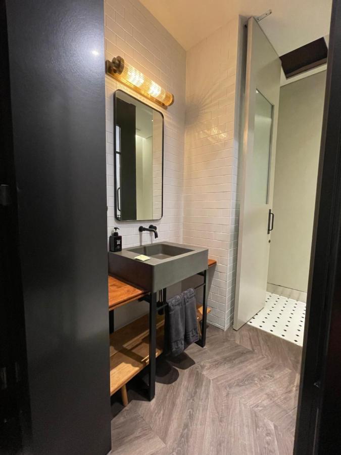 Junibino Hongdae Hotel