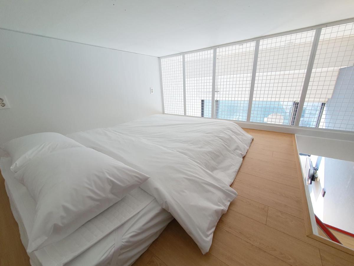 Yolo Guest house 2*