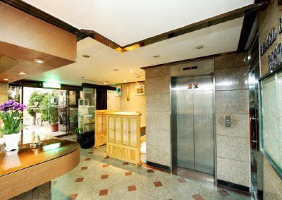 Rainbow Hotel 2*