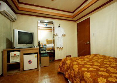Hotel Rainbow